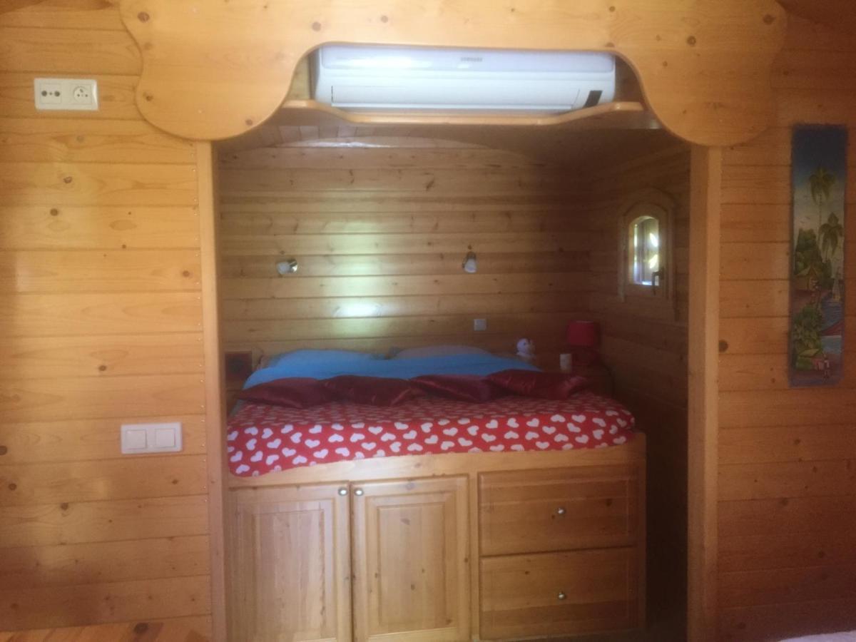Vakantiehuis La Roulotte Au Paradis *